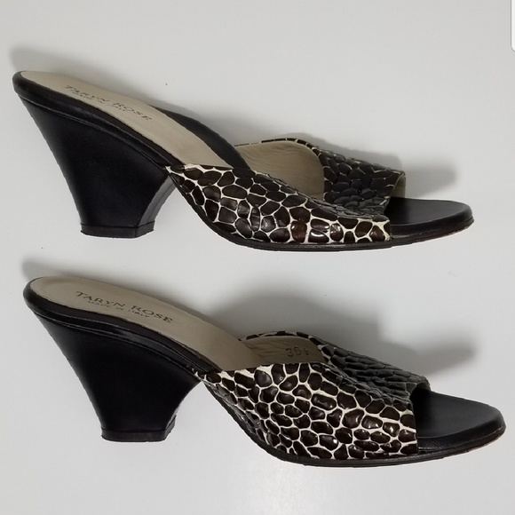 Taryn Rose Reptile Print Slide Sandal - Picture 4 of 7